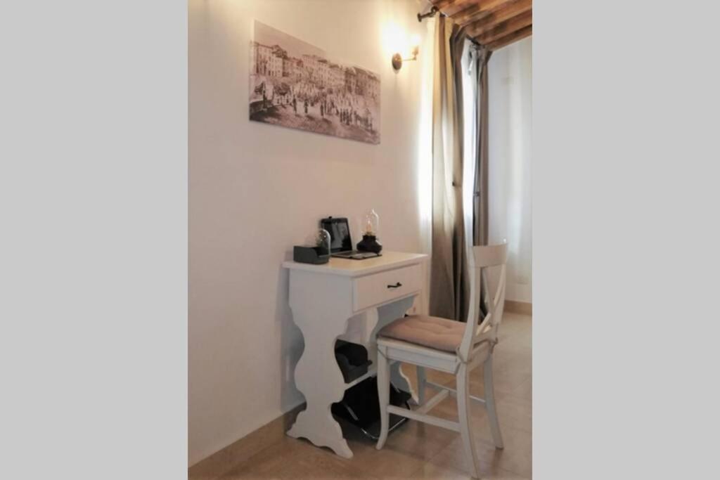 La Piazza - Appartamento Con Vista Sinalunga Εξωτερικό φωτογραφία